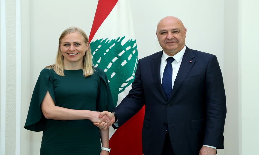 عون: لهذا السبب تمسّك لبنان ببقاء اليونيفيل