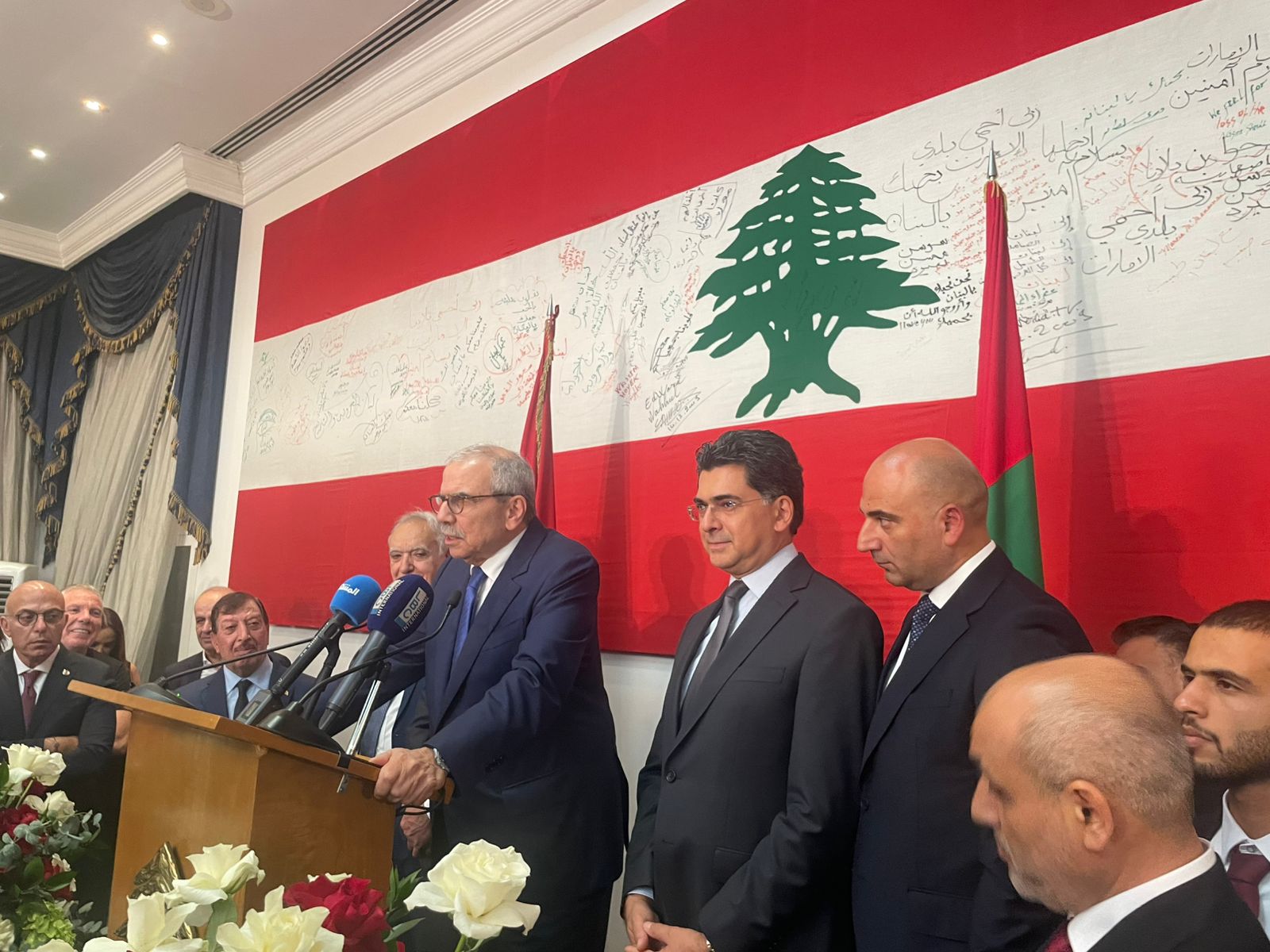 نواف سلام: مشروع الحكومة الأساسي هو إعادة بناء الدولة واستعادة الثقة