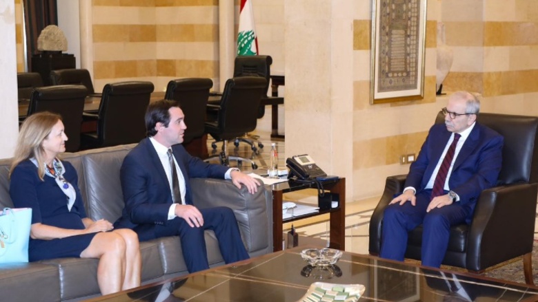 إشراك لبنان بخدمة 
