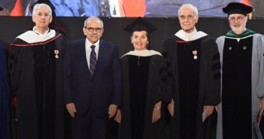 سلام يمنح باسم رئيس الجمهورية  اثنين من الجامعة الأميركية في بيروت وسام الاستحقاق