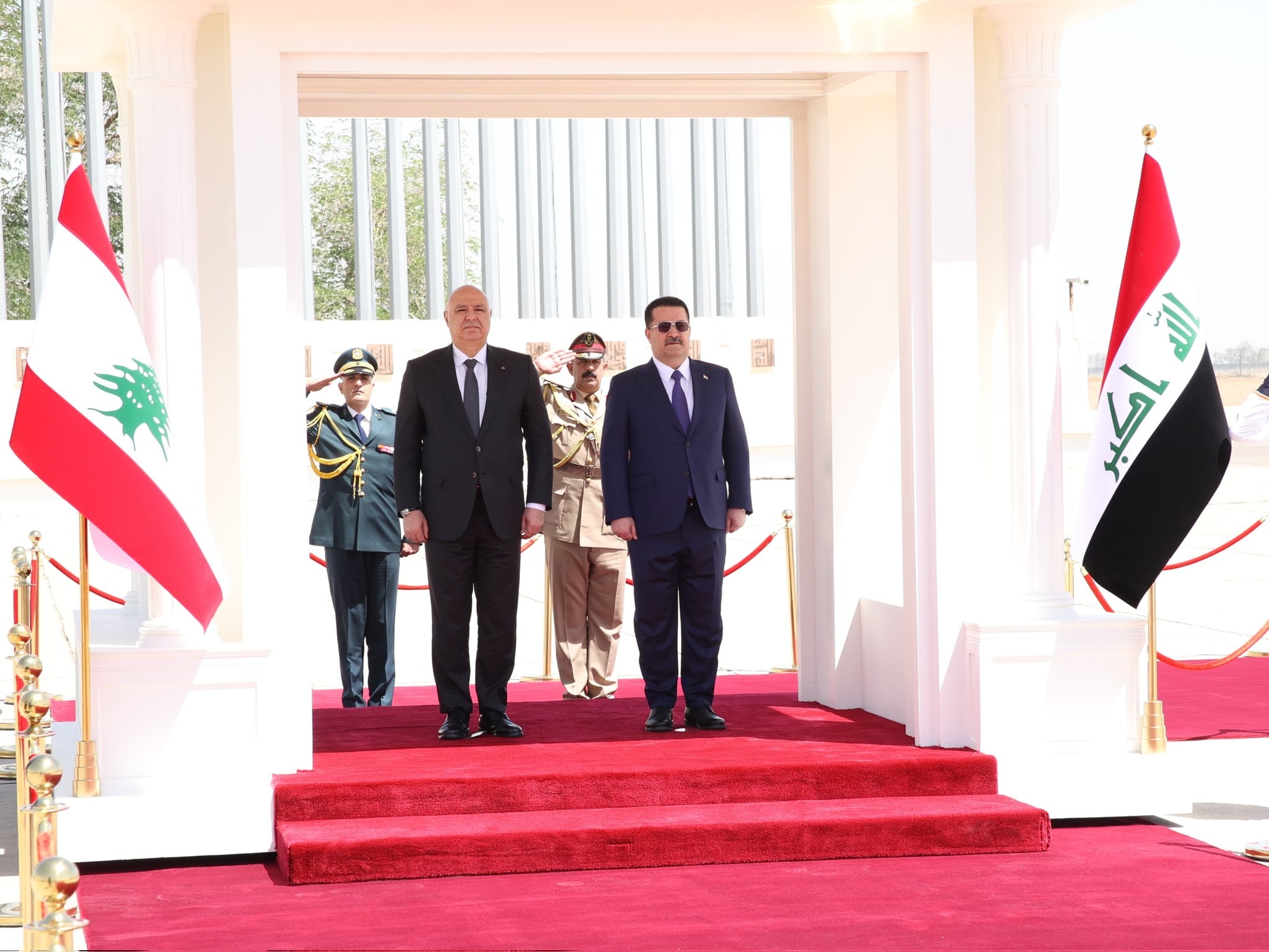 بالصور | عون يصل الى بغداد
