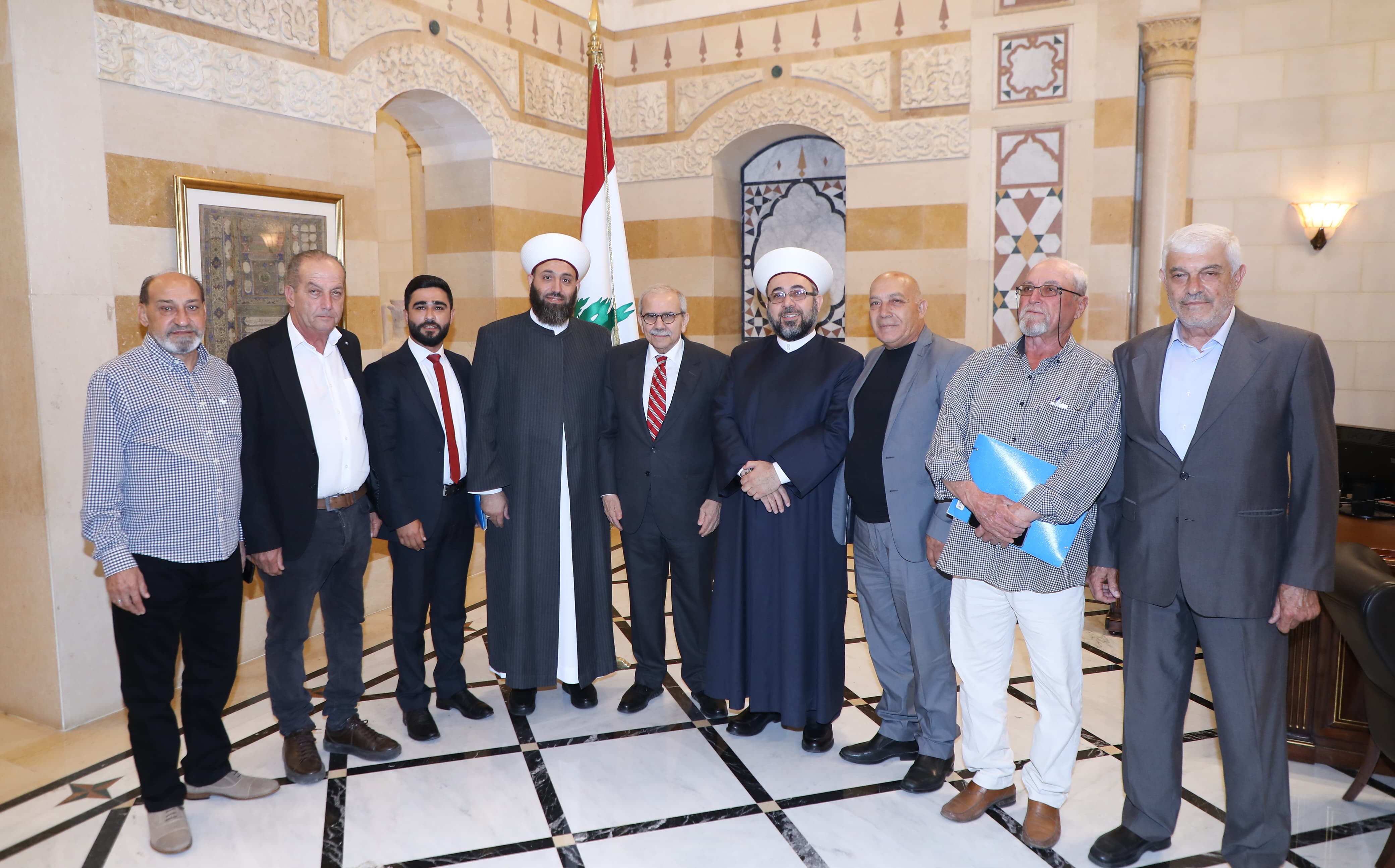 سلام استقبل وفدا من المدربين الفنيين في الجامعة اللبنانية