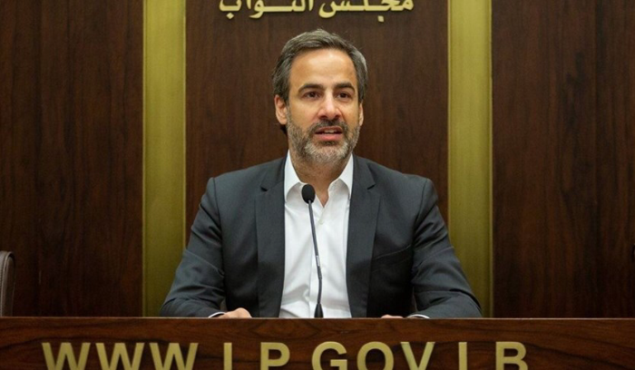 معوّض: سلاح على مين؟