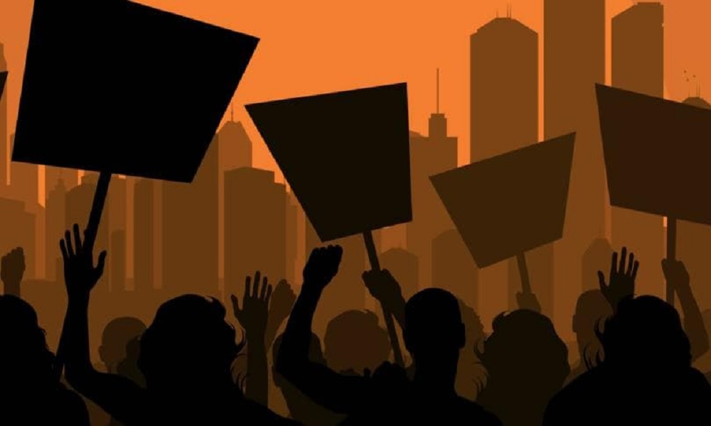 إضراب تحذيري لموظفي القطاع العام