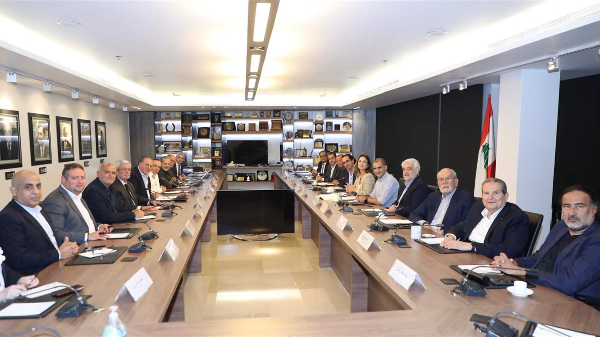 إجتماع تشاركي بين الهيئات الإقتصادية ووزيرة السياحة للنهوض بالقطاع السياحي وإنجاح موسم الصيف