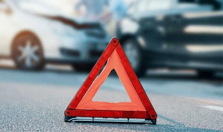 حادث سير يتسبب بإشكال في عين المريسة