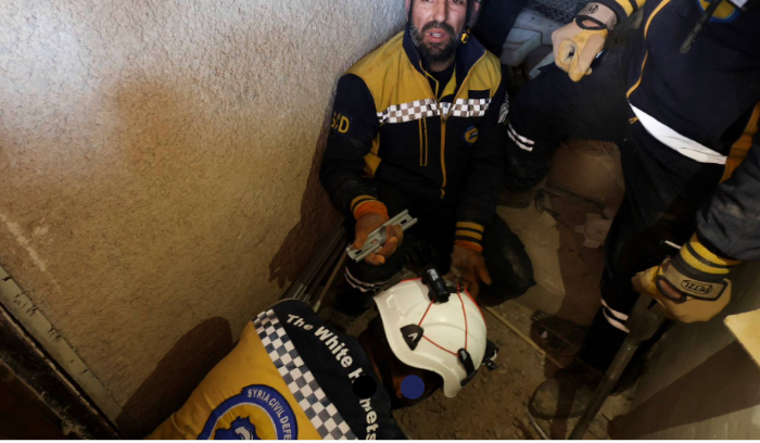 ميقاتي يطلق مرحلة خروج الحكومة من معتقلات الأسد
اللجنة الخماسية انطلقت وبدأ العد العكسي لنزع سلاح الحزب