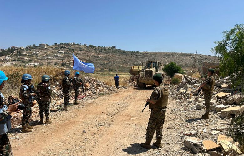 الجيش اللبناني يزيل سواتر ترابية إسرائيلية في ميس الجبل