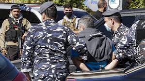 عناصر في قوى الأمن الداخلي بلا قرار تسريح… والأهالي يتحرّكون في ساحة رياض الصلح