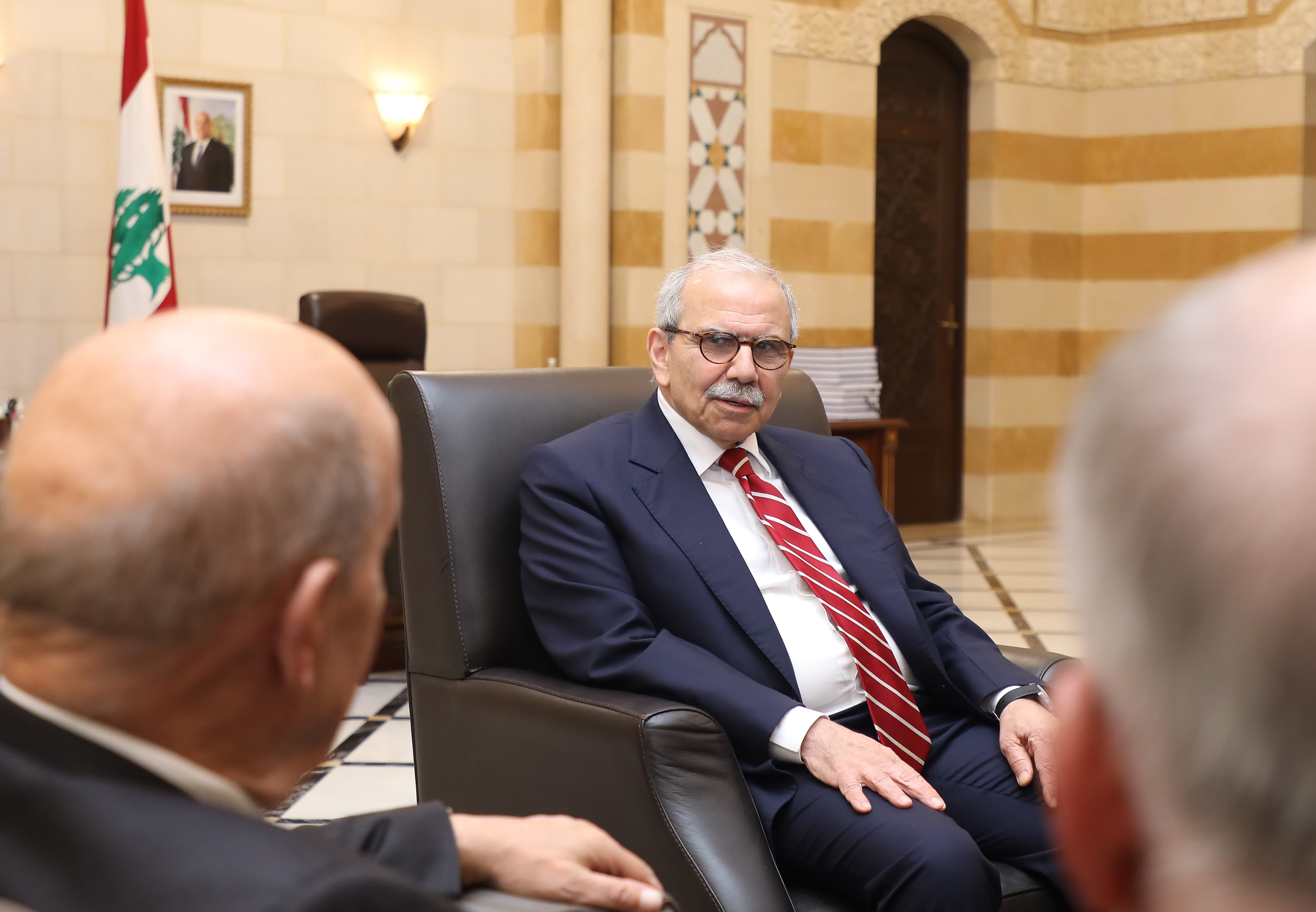 رئيس الحكومة استقبل المبعوث الخاص للرئيس الفرنسي جان إيف لودريان