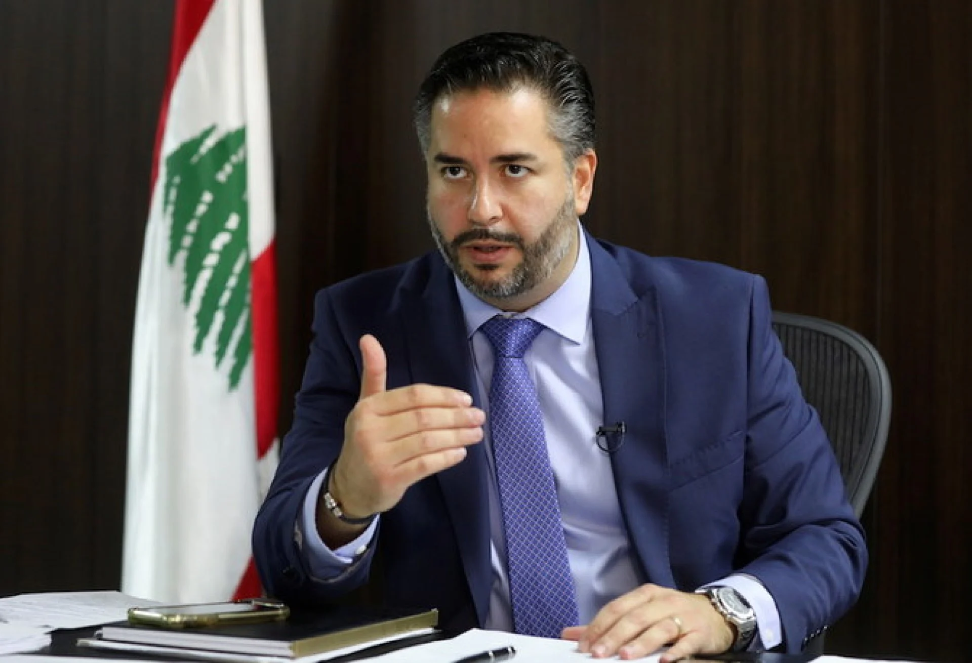 توقيف وزير سابق!