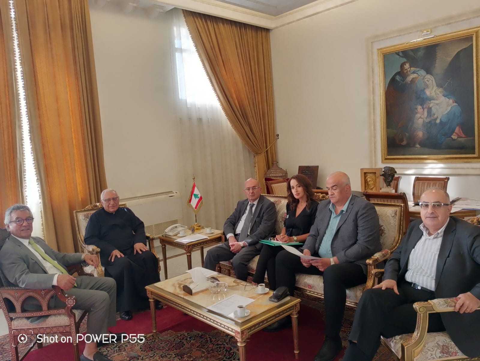 العبسي : لضرورة التدقيق بملف كل طالب وظيفة والاعتماد على الكفاءة
