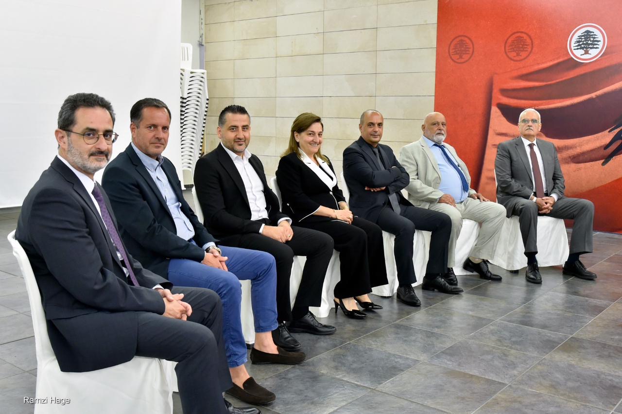 جعجع يلتقي وفدين من بلديتي عبرين وحردين ويبحث في الشؤون الإنمائية