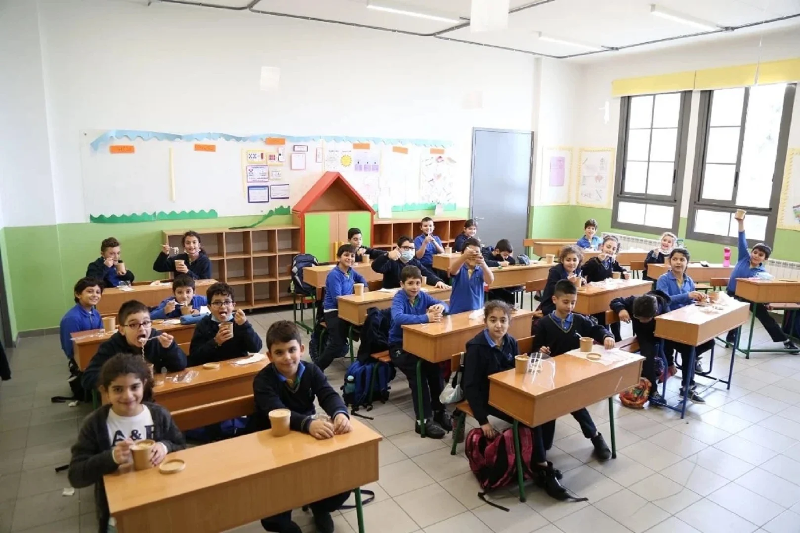 تحسباً لأي طارئ .. مدارس تقفل أبوابها في النبطية