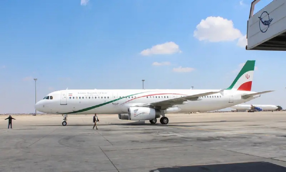 إيران تمدد إغلاق المجال الجوي