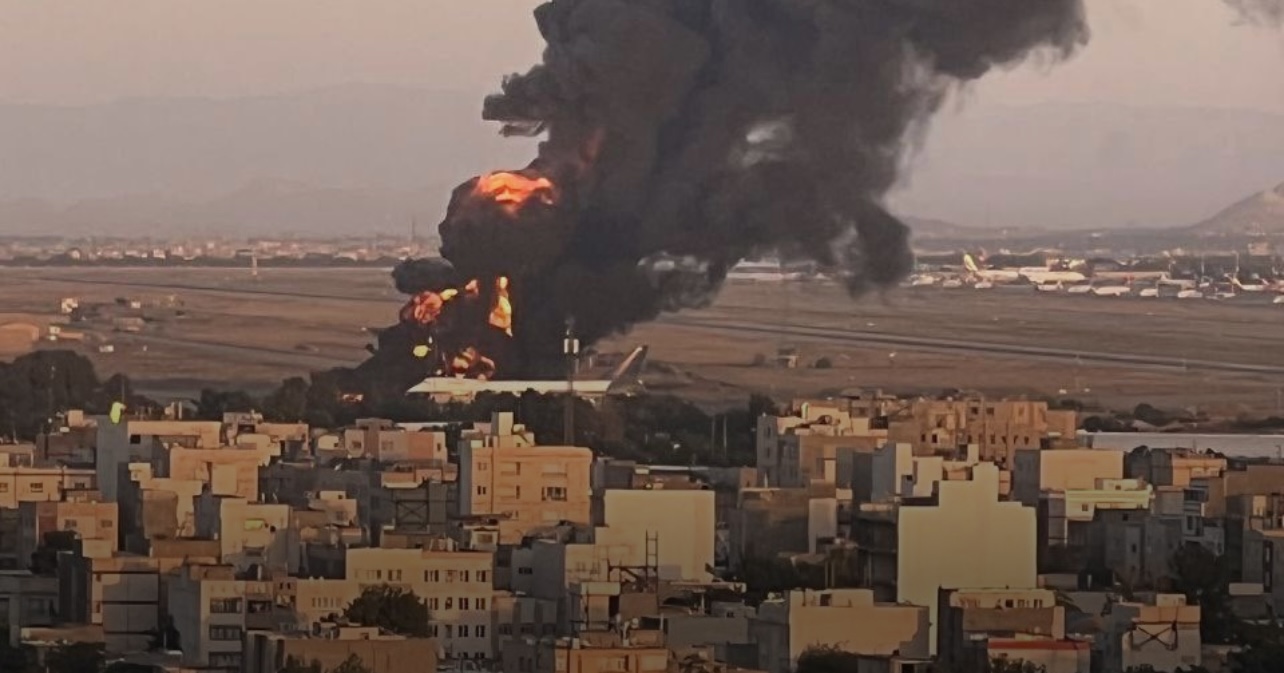 اسرائيل تقصف مطار مشهد الايراني