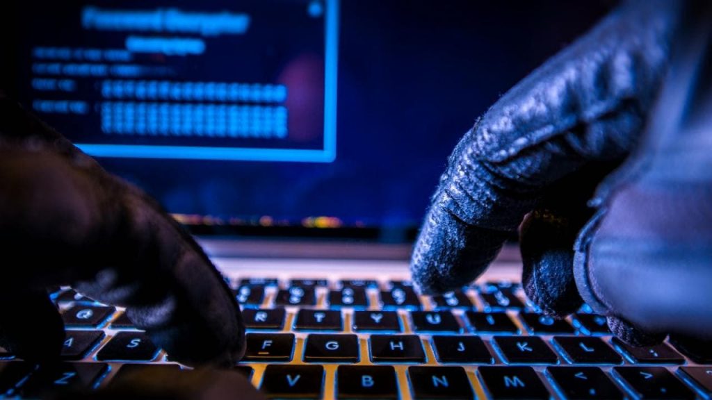 هجوم سيبراني على بنك إيراني