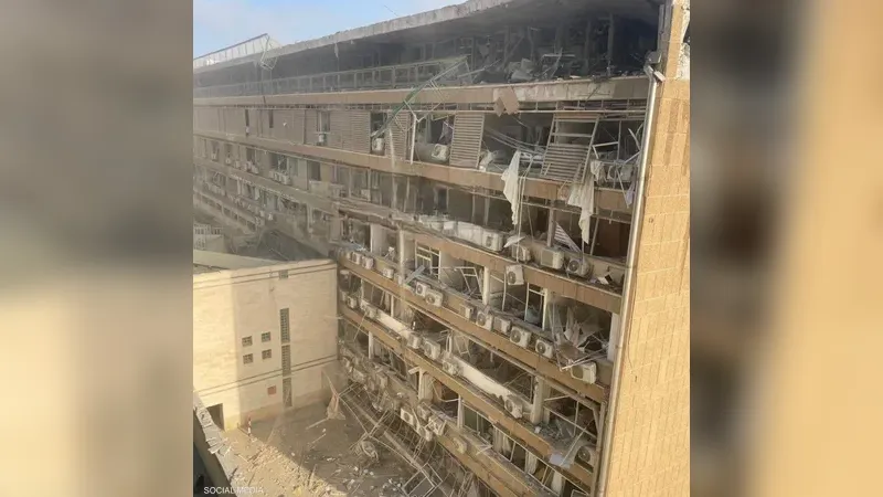 صواريخ إيرانية تصيب مستشفى في بئر السبع وتلحق أضراراً ببورصة الألماس قرب تل أبيب