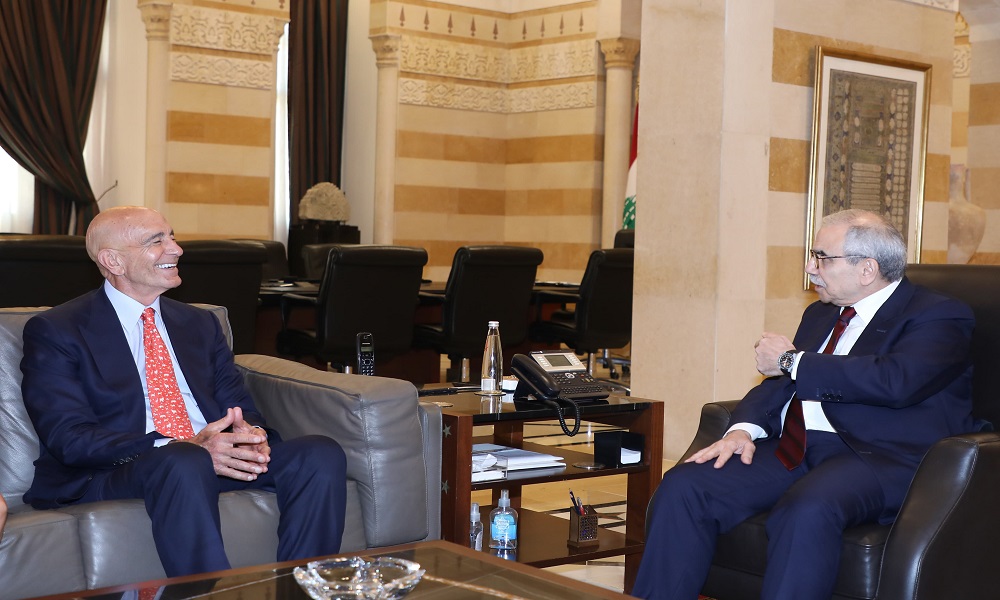 سلام استقبل باراك: لمساعدة لبنان في الضغط على إسرائيل