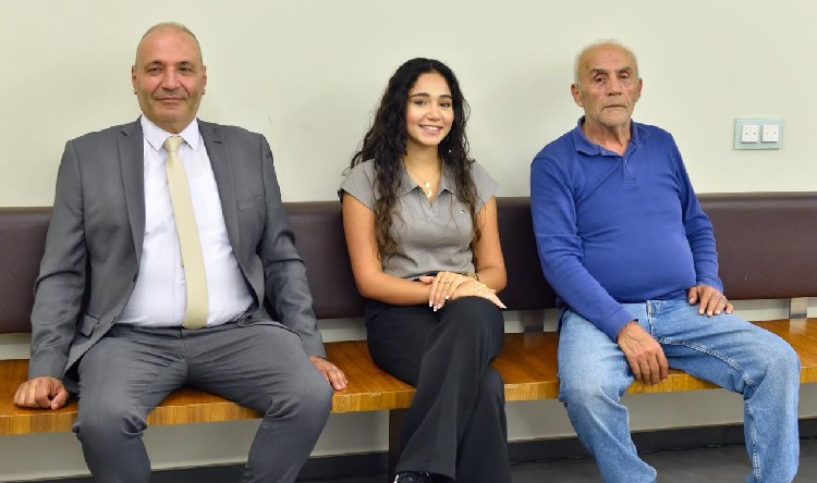 بالصور | مجلس بلدية كفرعميه يلتقي جعجع
