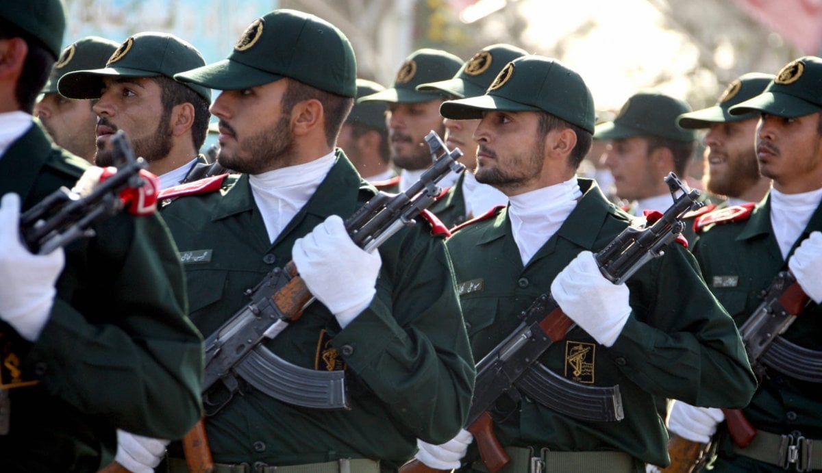 بعد الضربات على القواعد الأميركية... بيان من الحرس الثوري الإيراني