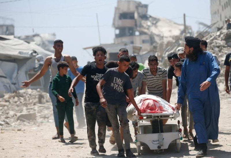 مسؤول أممي: استخدام الغذاء سلاحاً في غزة يشكل 