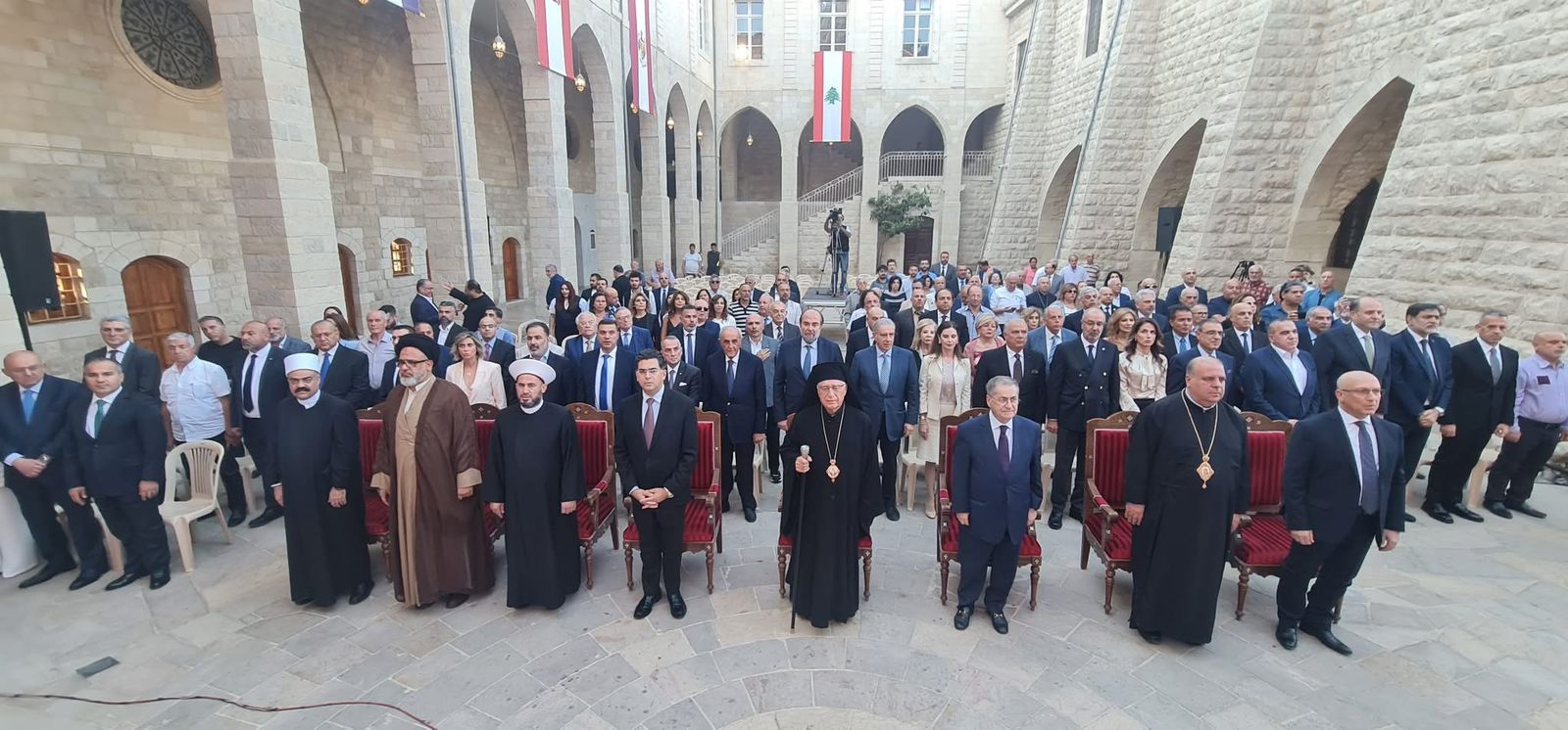 العبسي في مؤتمر الانتشار الكاثوليكي : انتشارنا واقع مركب  .