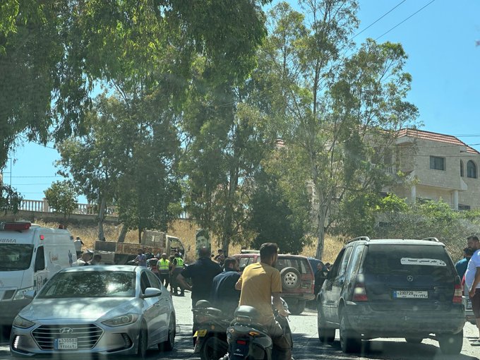 استهداف جرافة عند مفترق برعشيت شقرا