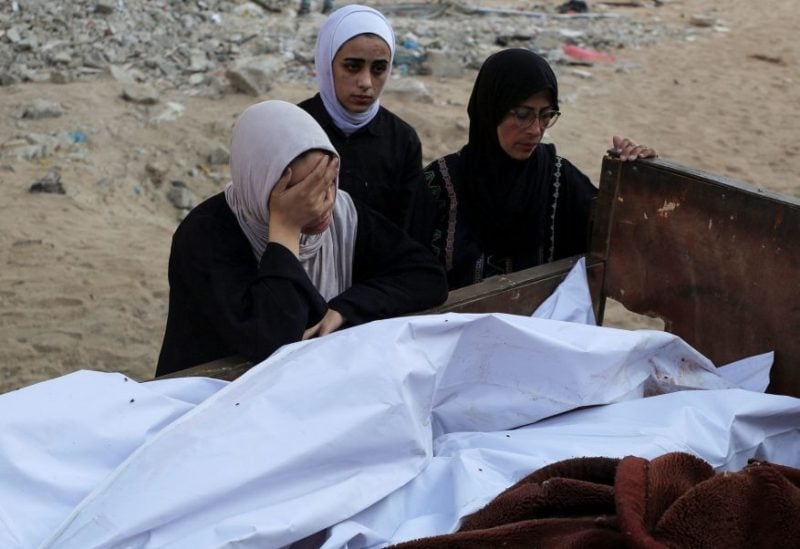 وسط تحذيرات دولية.. 72 شهيداً في قطاع غزة جراء القصف الإسرائيلي