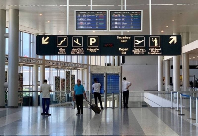 الرحلات عادت و حركة كبيرة في المطار