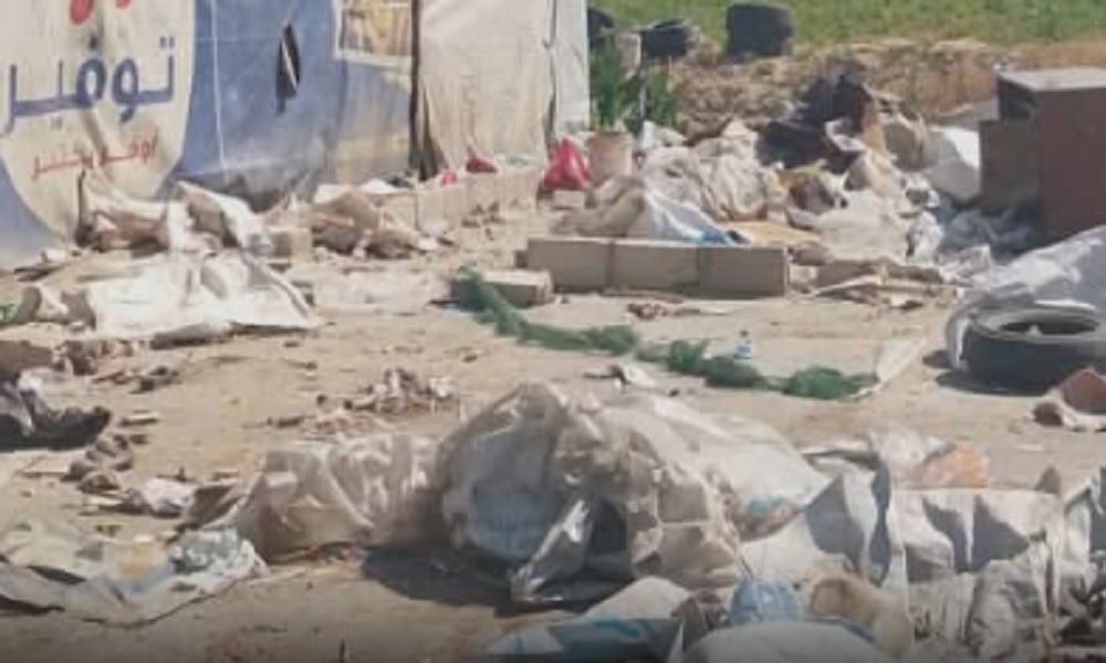بلدية زحلة تزيل مخيمات عشوائية للنازحين
