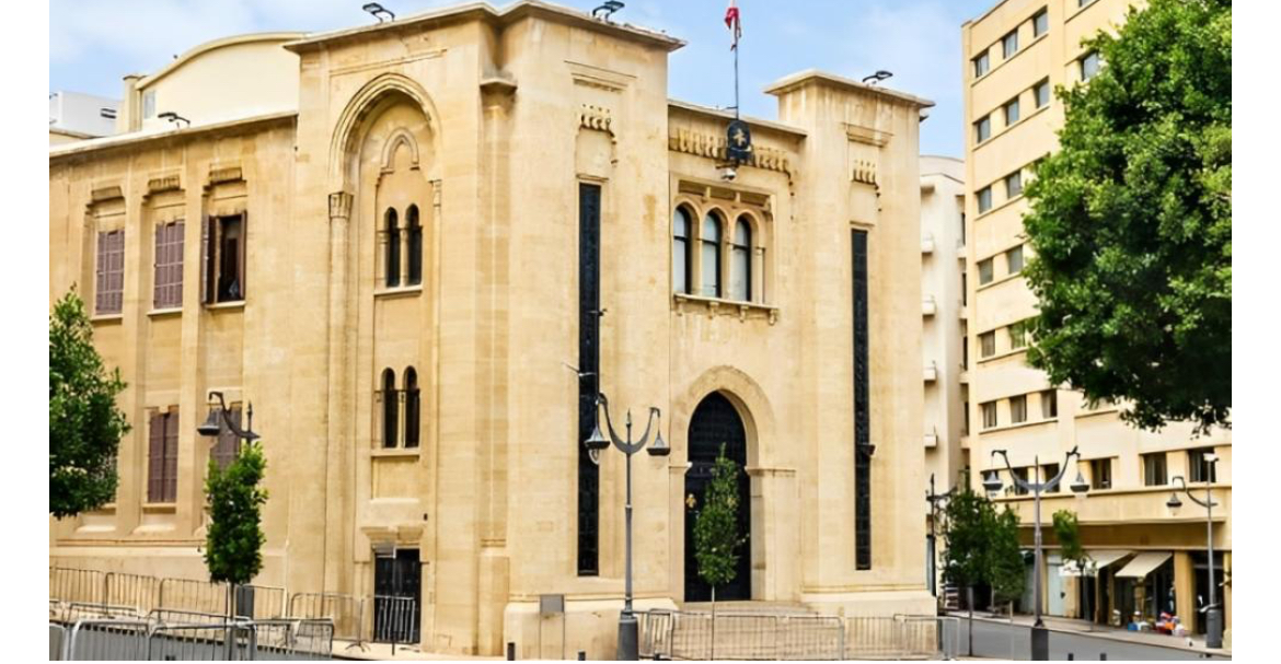 الدولة على وشك تكرار سيناريو الانهيار... نفقات إضافية وقروض متراكمة بلا إصلاحات