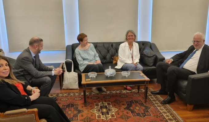 وزير العدل يلتقي وفد المؤسسة المستقلة المعنية بملف المفقودين في سوريا