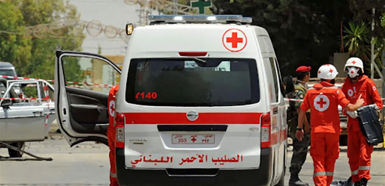 سقوط شاب من مكان مرتفع وحاله حرجة