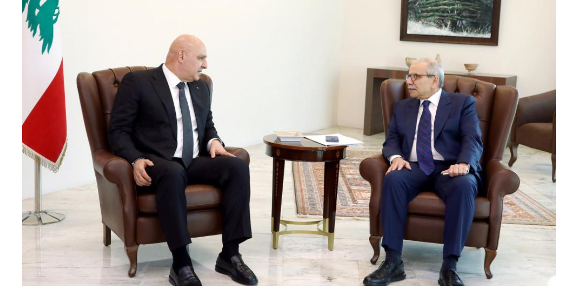 الموفد الأميركي الإثنين في بيروت والسعودي كثف اتصالاته ودريان اليوم في دمشق<br />
تحذير دبلوماسي: أيلول البيجرز واغتيال نصرالله يتكرر إذا تمسّك 