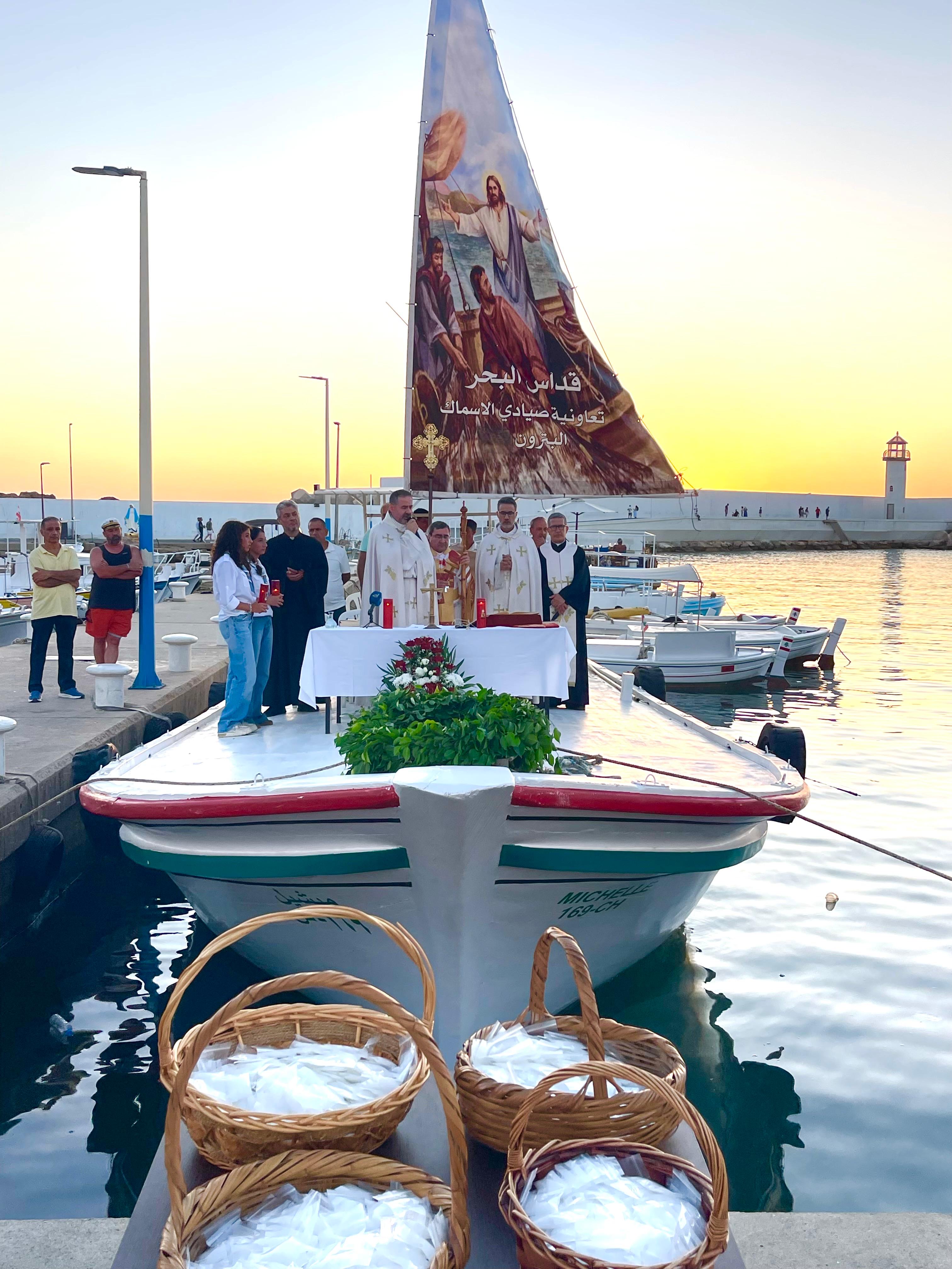 بالفيديو - المطران خيرالله في قداس البحر في البترون: بعض المسؤولين ما زالوا غارقين في الفساد وتقديم مصالحهم الشخصية