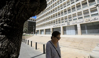 سياسة ارتجالية لضبط سعر الصرف والتضخّم: مصرف لبنان «يعقّم» النقد