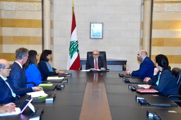 رئيس الحكومة  يلتقي وفد تحالف GAVI ويؤكد استمرار التعاون لدعم القطاع الصحي»