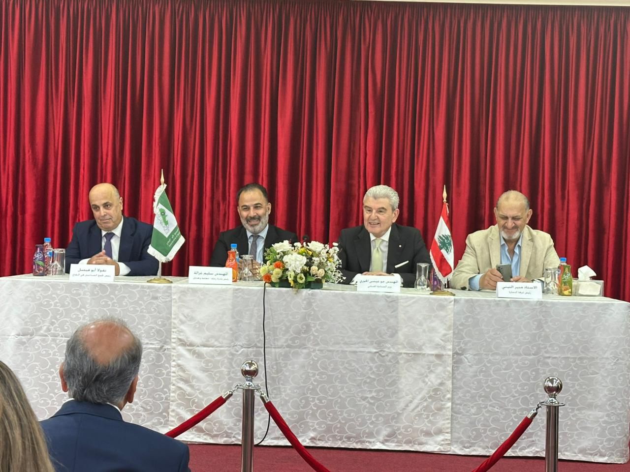 وزير الصناعة جو عيسى الخوري يتفقّد مصانع زحلة ويؤكد: الصناعة ركيزة الأمن الغذائي»