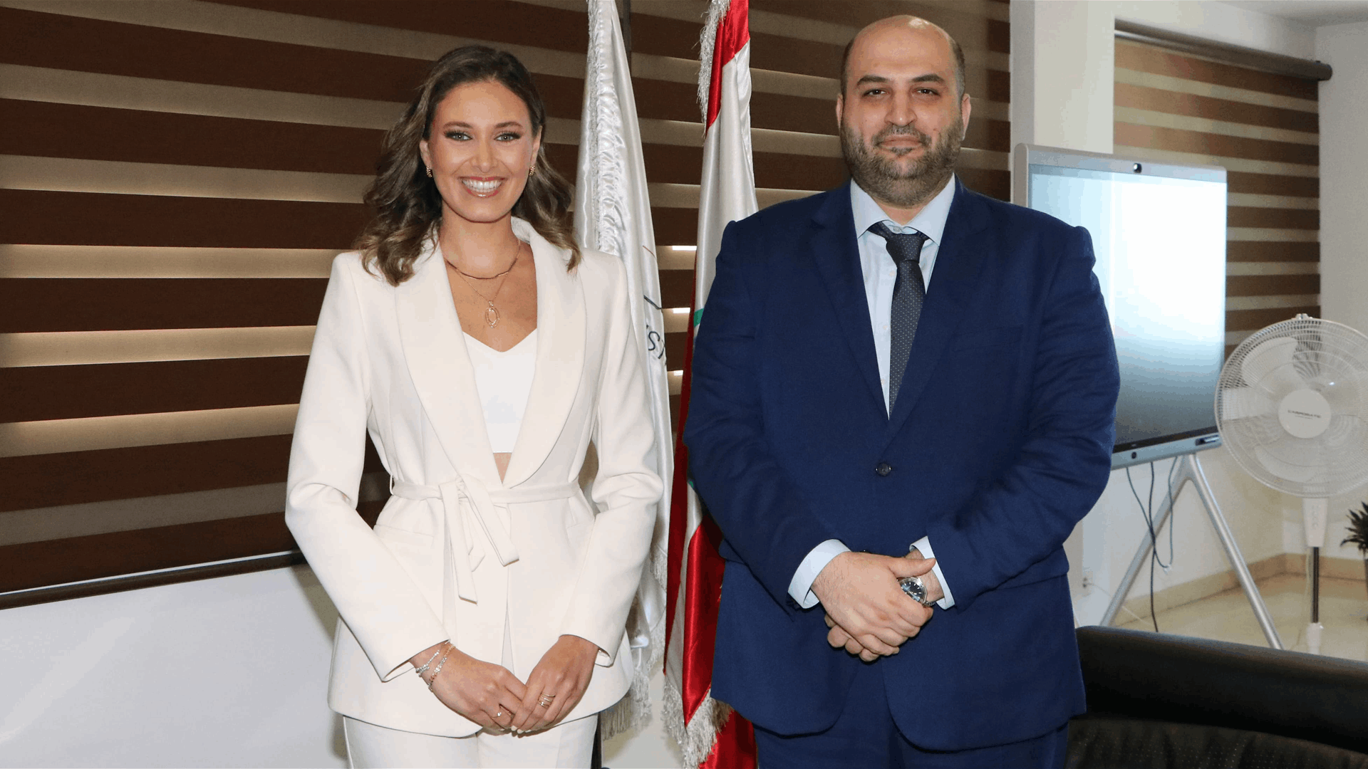 وزير الصحة عيّن ملكة جمال لبنان سفيرة للصحة النفسية في لبنان