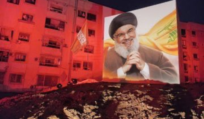 العدو يمهد بالنار للقفز فوق آلية تنفيذ الاتفاق عشية مباشرة عمل اللجنة الخماسية<br />
دعوة بري تطلق المشاورات النيابية للسباق الرئاسي .. ولودريان يقترح الذهاب للجلسة باسمين او ثلاثة