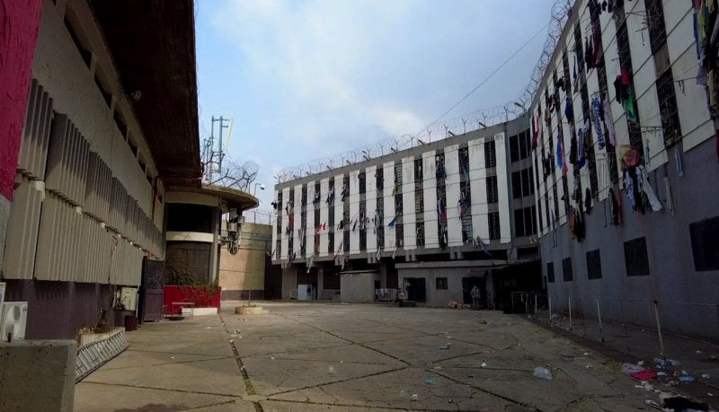 خرق أمني في رومية يثير الجدل... ما حقيقة فرار سجناء؟