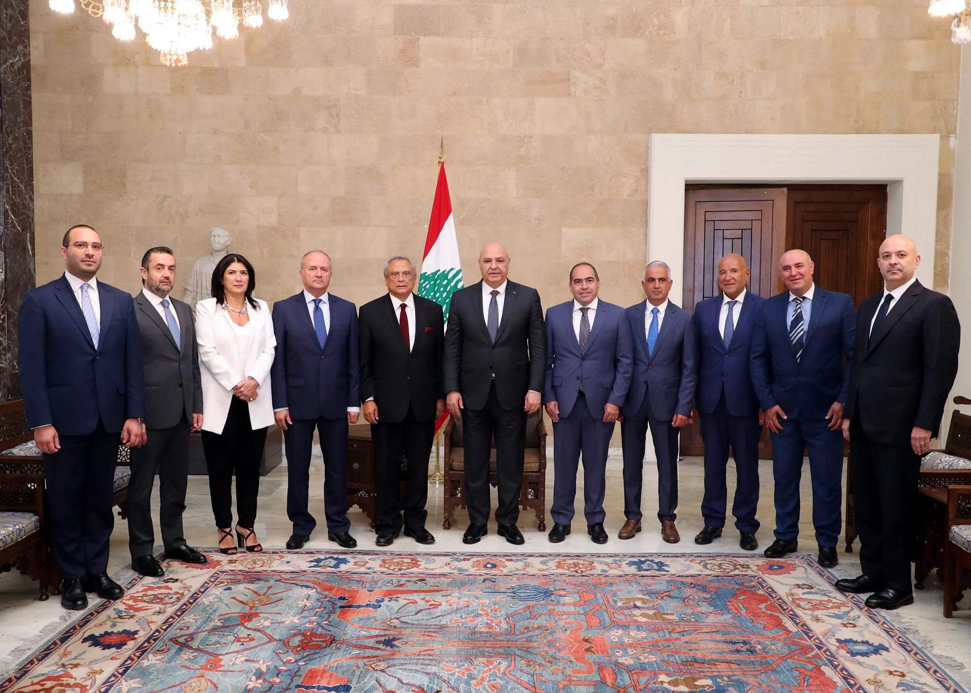 عون: يُخطئ من يظن أن من أقسم مرّتين على الدفاع عن لبنان الواحد الموحّد يمكن أن ينكث بقَسَمه