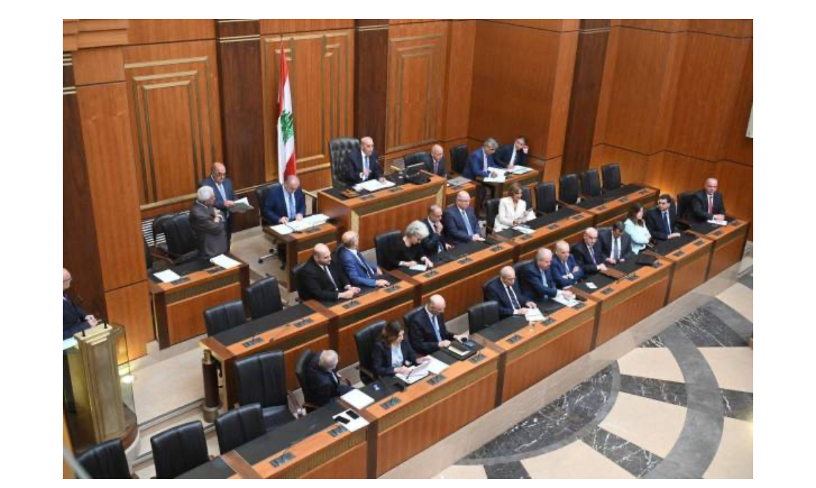 بارّاك يحذّر من حرب اهلية باتصال مع شخصية لبنانية<br />
جلسة نيابية تعمّد بقاء الحكومة...لا انسحاب لوزراء قبل ربيع الانتخابات؟<br />
عدوان إسرائيلي على البقاعيحصد 12 شهيداً ويستهدف المدنيين