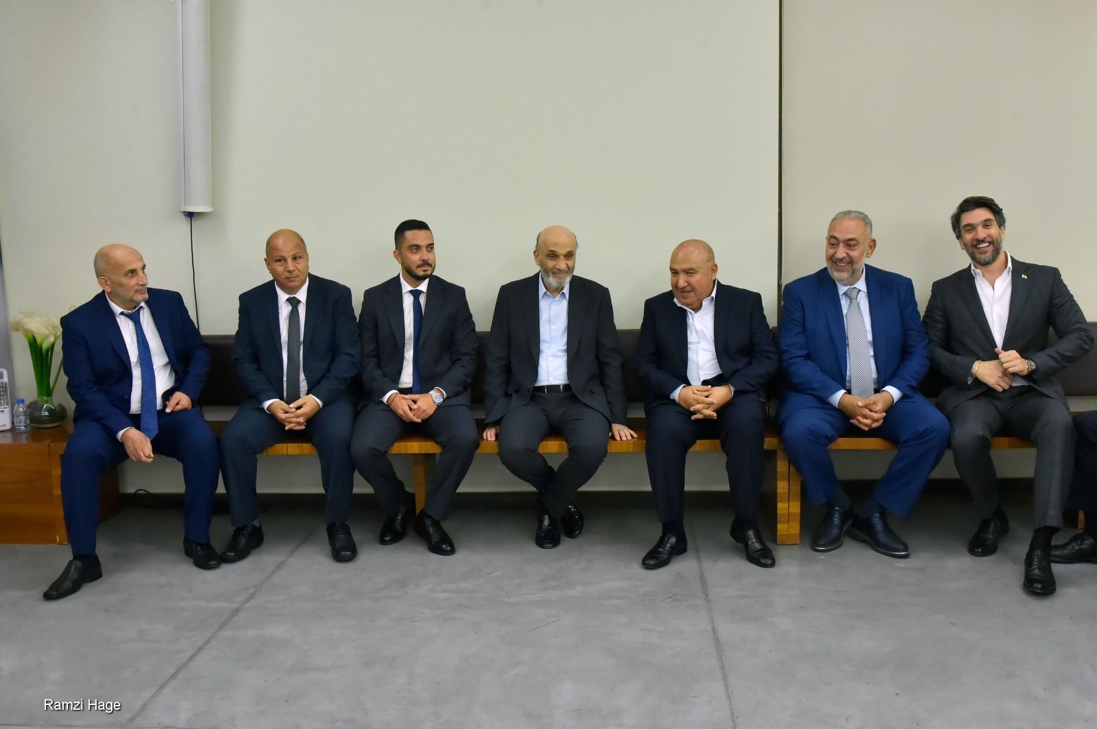 جعجع استقبل مجلس بلدية القدّام