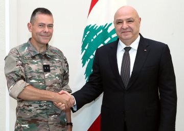 عون يستقبل الممثل الفرنسي الجديد في لجنة وقف الأعمال العدائية
