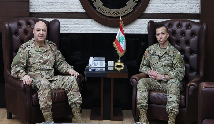 رئيس لجنة الإشراف الخماسية في اليرزة