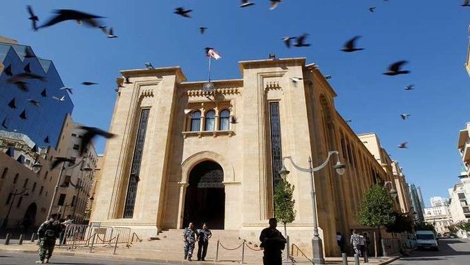 بري يدعو إلى جلسة مشتركة نهار الإثنين