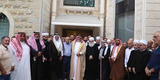 برّاك في بيروت بعد دمشق: اعتراض على عدم تحديد مهل الخطوات المتلازمة<br />
سلام يؤيِّد مطلب الراعي إلغاء الدوائر الـ6.. وتوسُّع الاتصالات مع جنبلاط وأبو المنى لمنع تسرُّب الفتنة