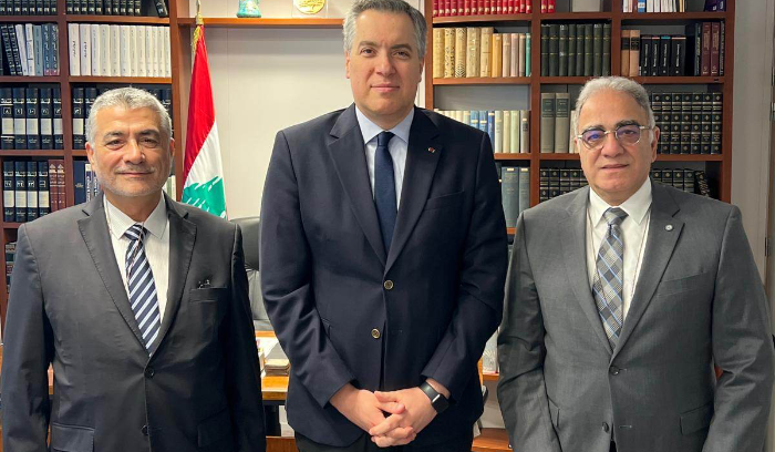 وفد من الجامعة اللبنانية الثقافية في العالم يزور سفير لبنان لدى الأونيسكو